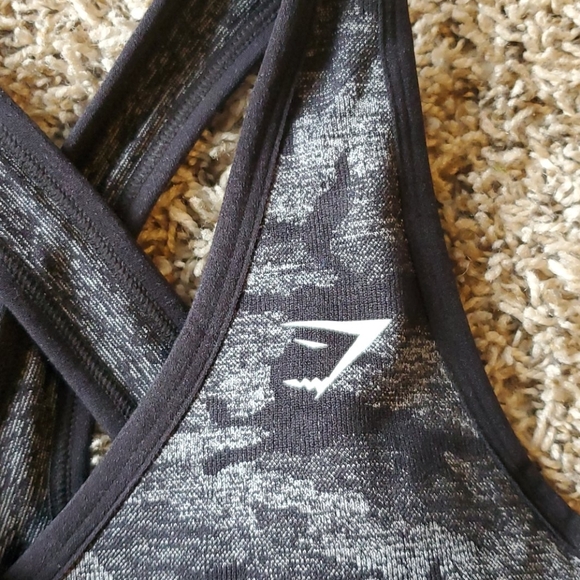 Gymshark Camo Seamless Sports Bra - Picture 2 of 3